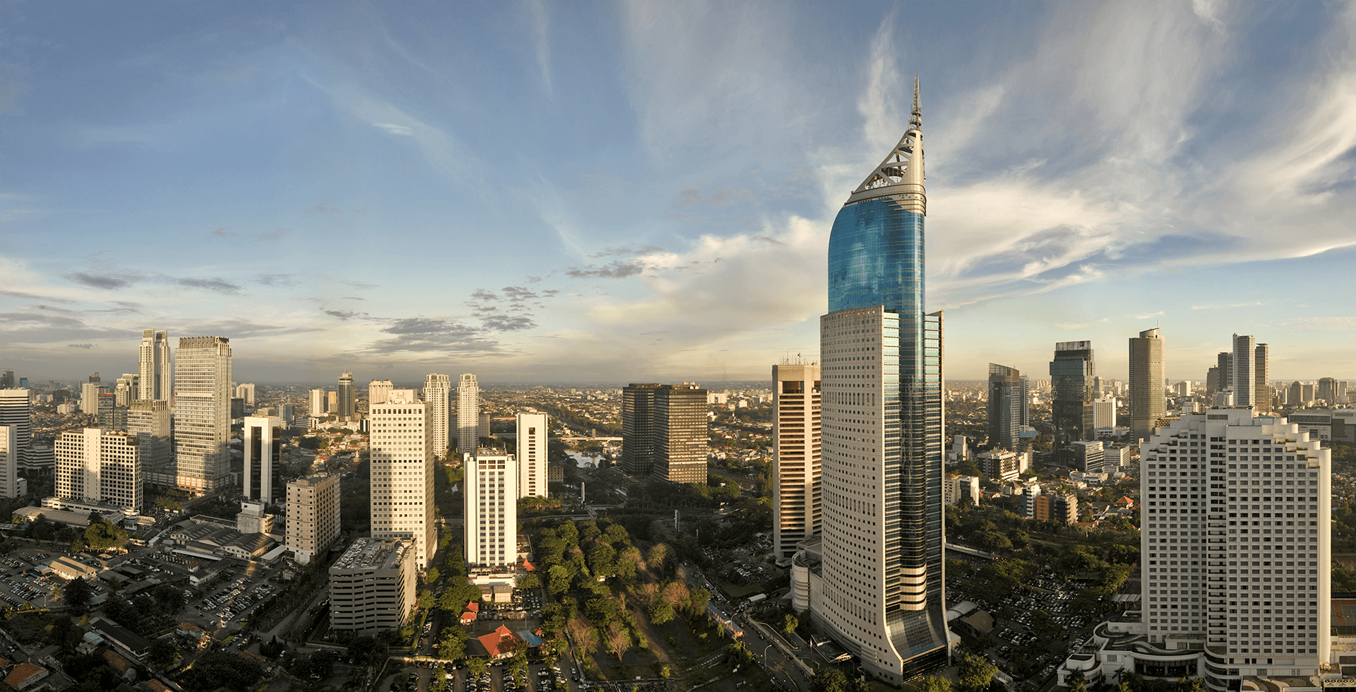 実は赤道直下の地で活躍しています